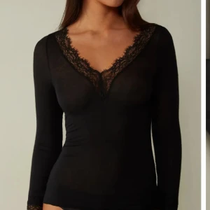 SÖKER  - !Söker! denna tröjan i S! Kan köpa för 250kr. 