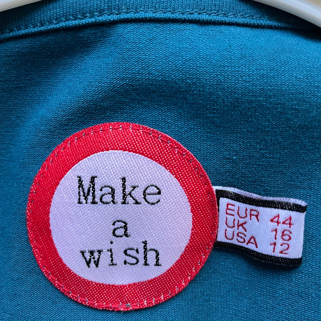 Lång mörk blå grön klänning 