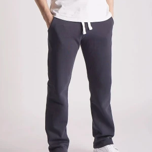 Russemerch (Oanvänt) - SWEATPANT UNISEX STRAIGHT LEG NAVY från Russemerch  Storlek: S   Helt nya