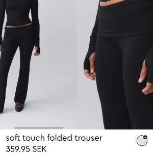 Sjukt snygga lågmidjade yoga pants från Gina tricot använd fåtal gånger inga defekter osv. Nypris 360 kr plus frakt 🌸