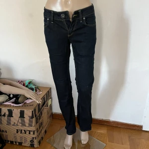 Only jeans storlek w27 - Inget att anmärka på 
