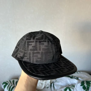 Fendi Keps - Ny
