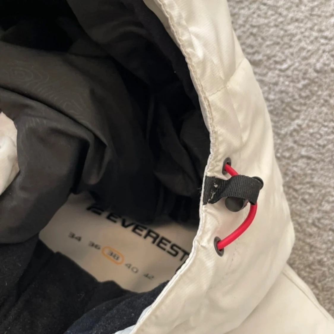 Vit vinterjacka  - 91