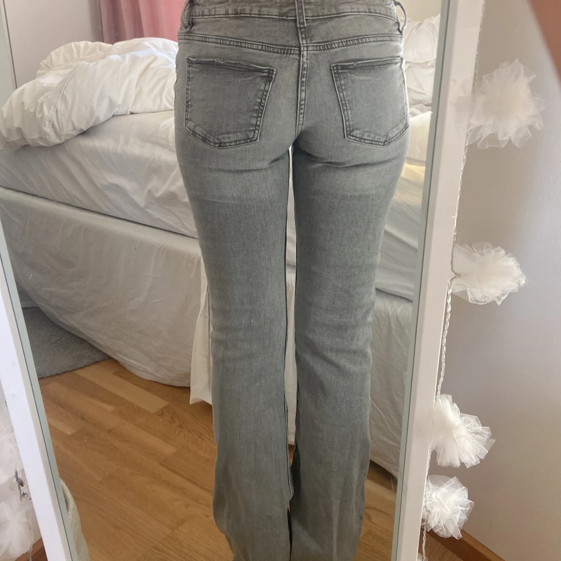 Gråa Lågmidjade jeans - 91