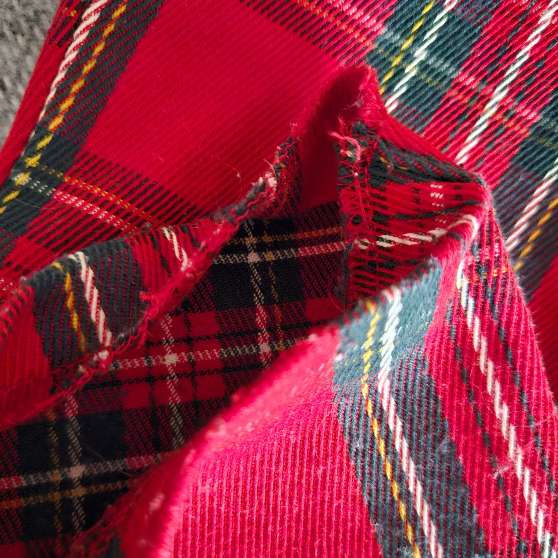 Skotskrutiga byxor från H&M - 93