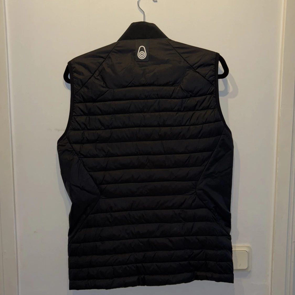 Svart dunväst från Sail Racing - 1