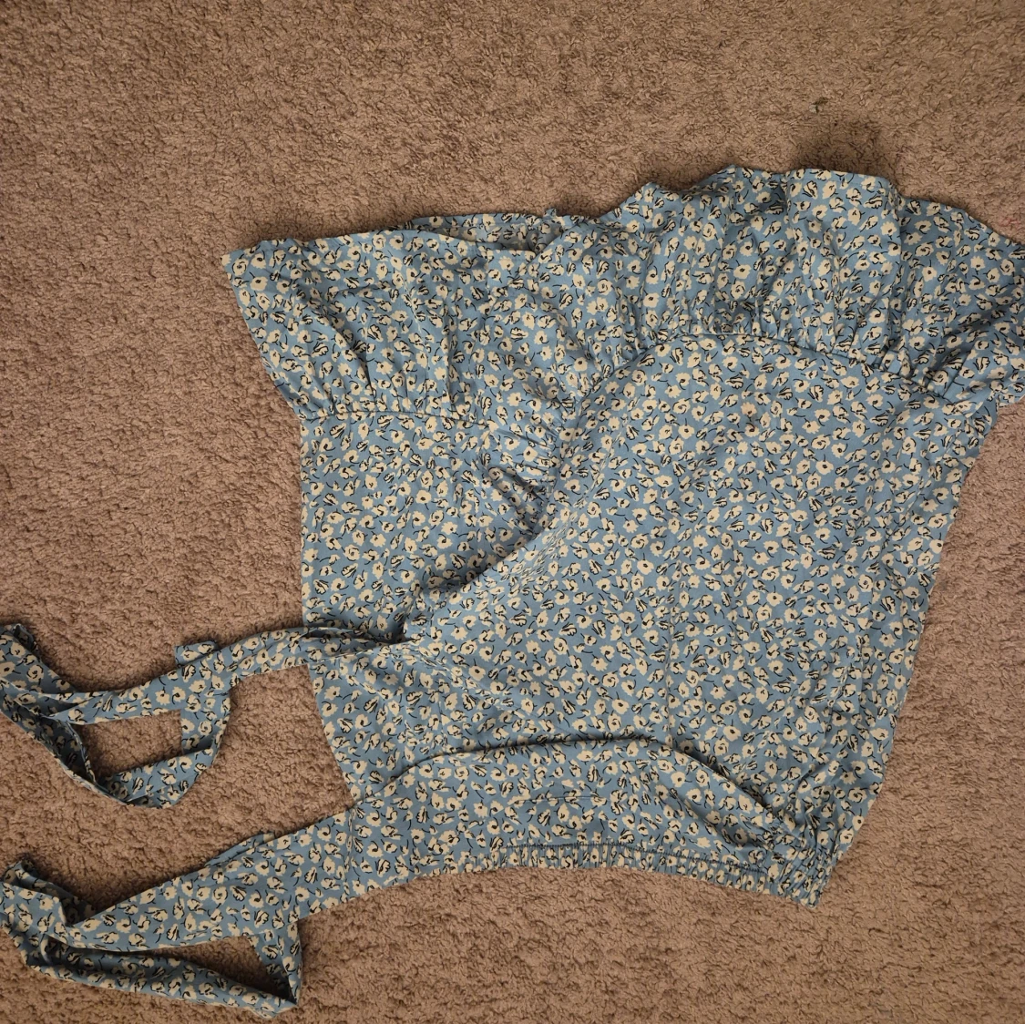 Blommig omlottkjol i blått - 92