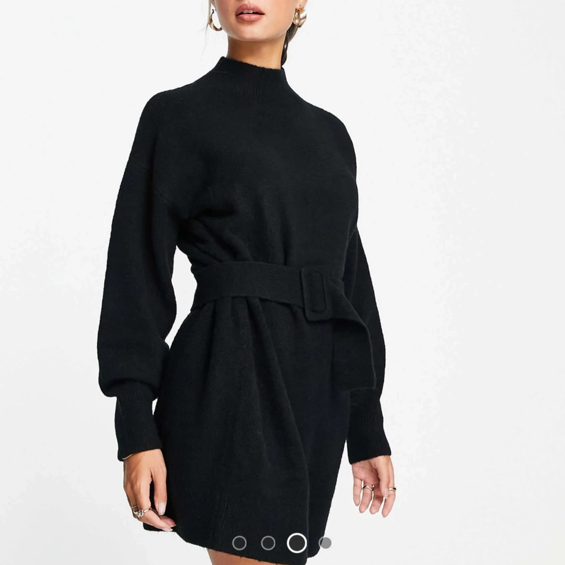 Svart stickad miniklänning från & Other Stories