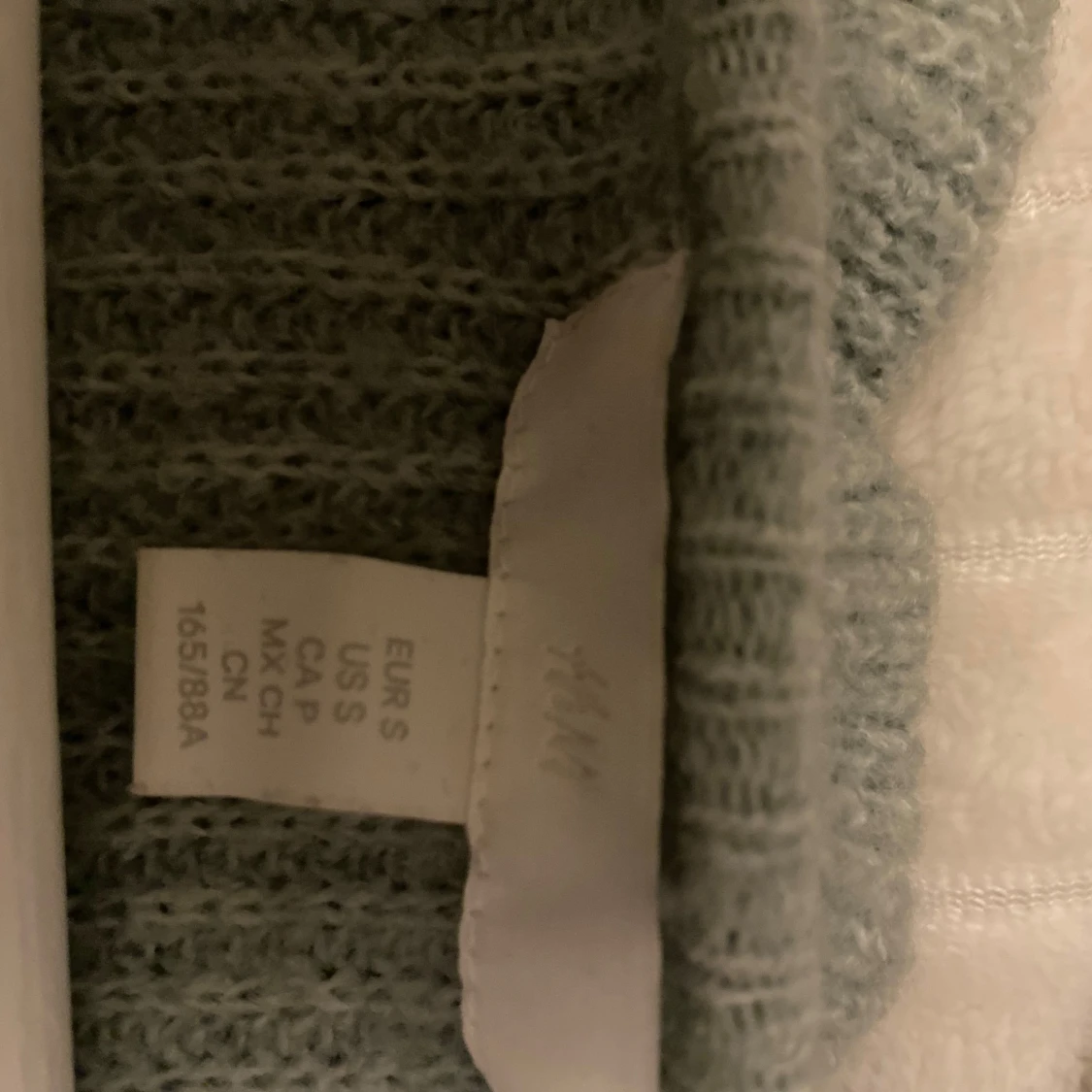 Stickad tröja från hm - 92
