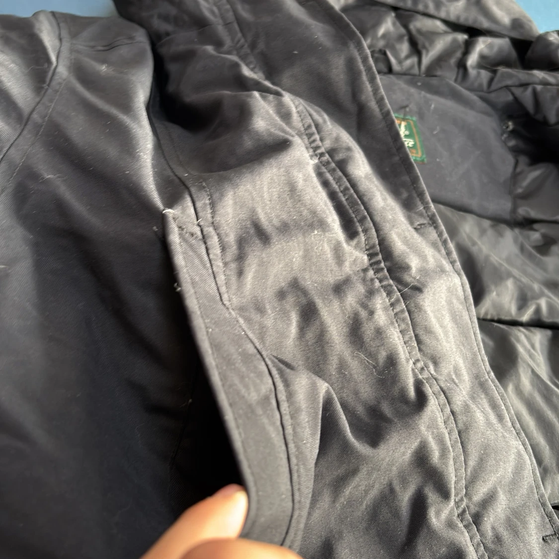 Svart dunjacka från Peak Performance - 93