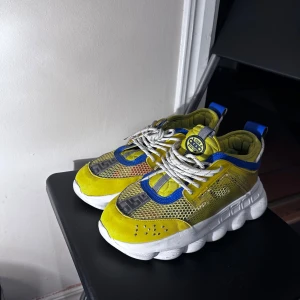 Chain reaction  - Used 