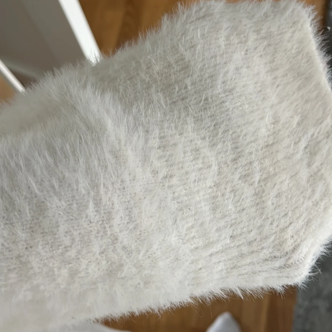 vit stickad tröja  - 90