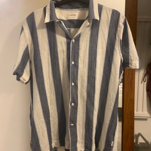 Skjorta - Snygg skjorta, bra skick