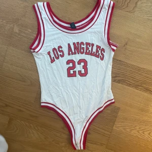 Body - Helt oanvänd. Jätte skönt material 