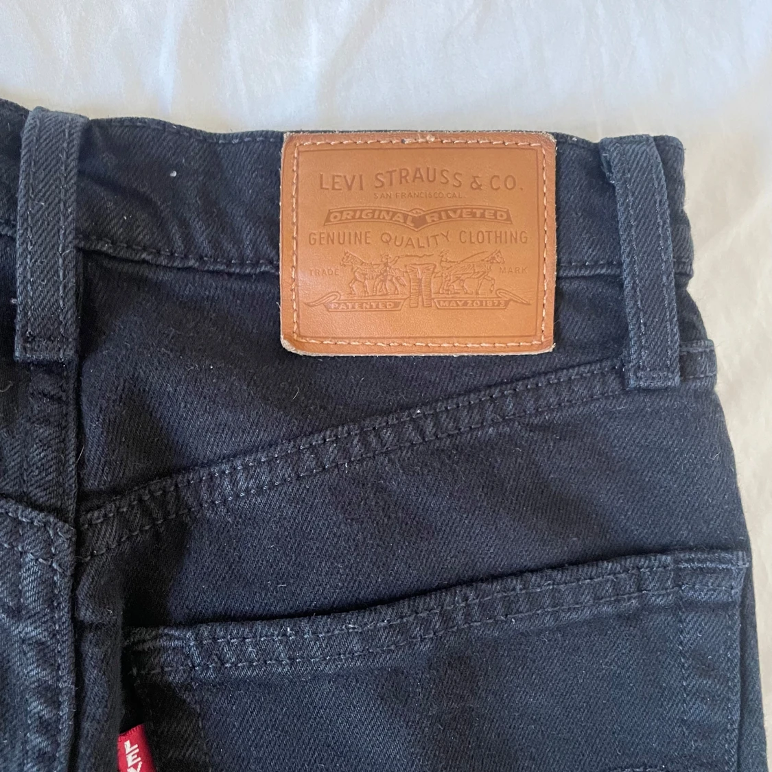 Svarta Levis Jeans  - 90