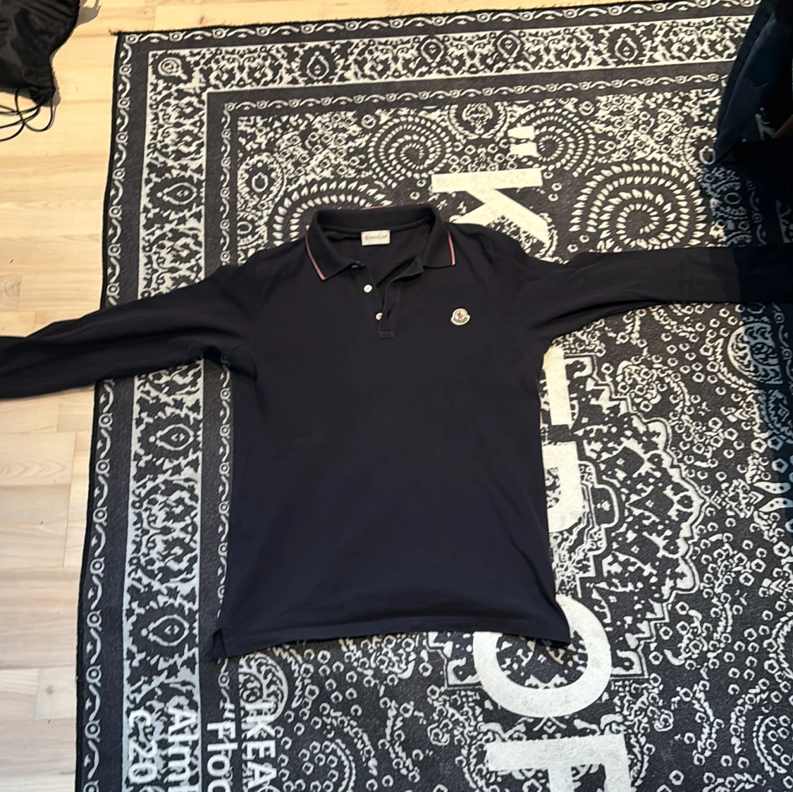 Långärmad Moncler piké  - 90