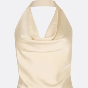 Satintopp bikbok  - Säljer denna topp i satin från bikbok💗ej använt!