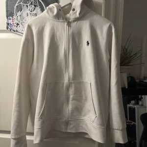 Ralph lauren zip hoodie - Ralph lauren zip hoodie pris 499kr storlek M
