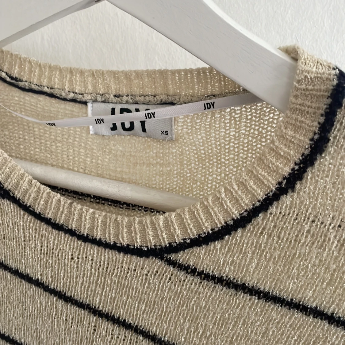 Tröja från JDY - 90