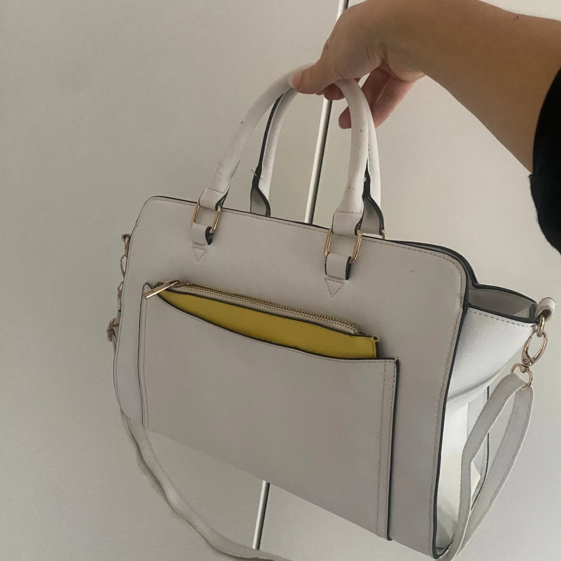 Vit handväska