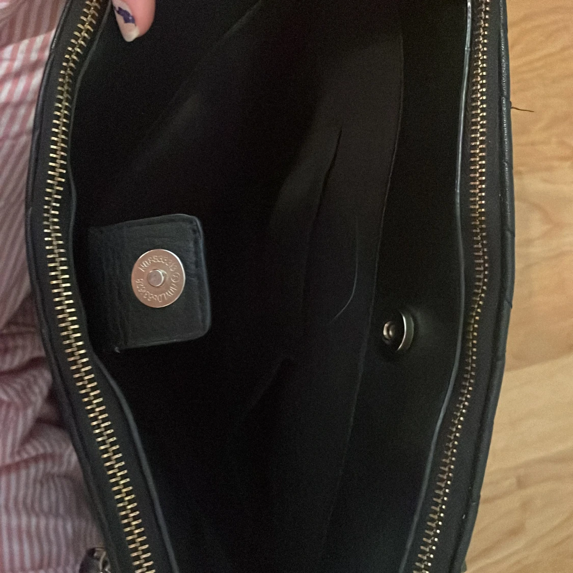 Svart väska - 90