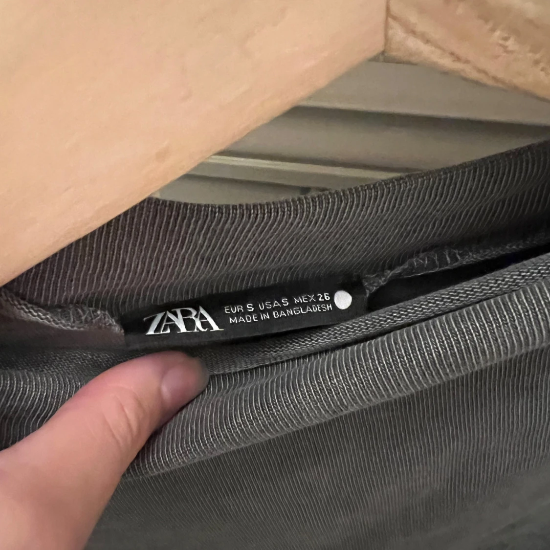 T-shirt från zara  - 90