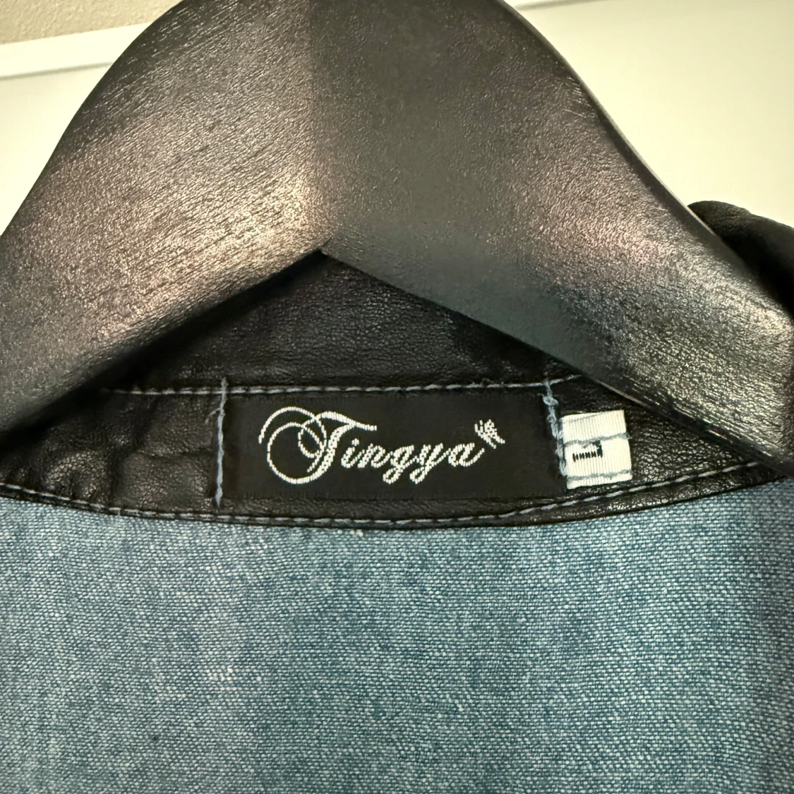 Jeansskjorta från Tingya - 90