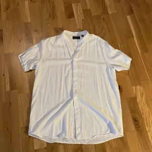 Brave soul london skjorta  - Brave soul london skjorta. Storlek M men sitter lite lös 