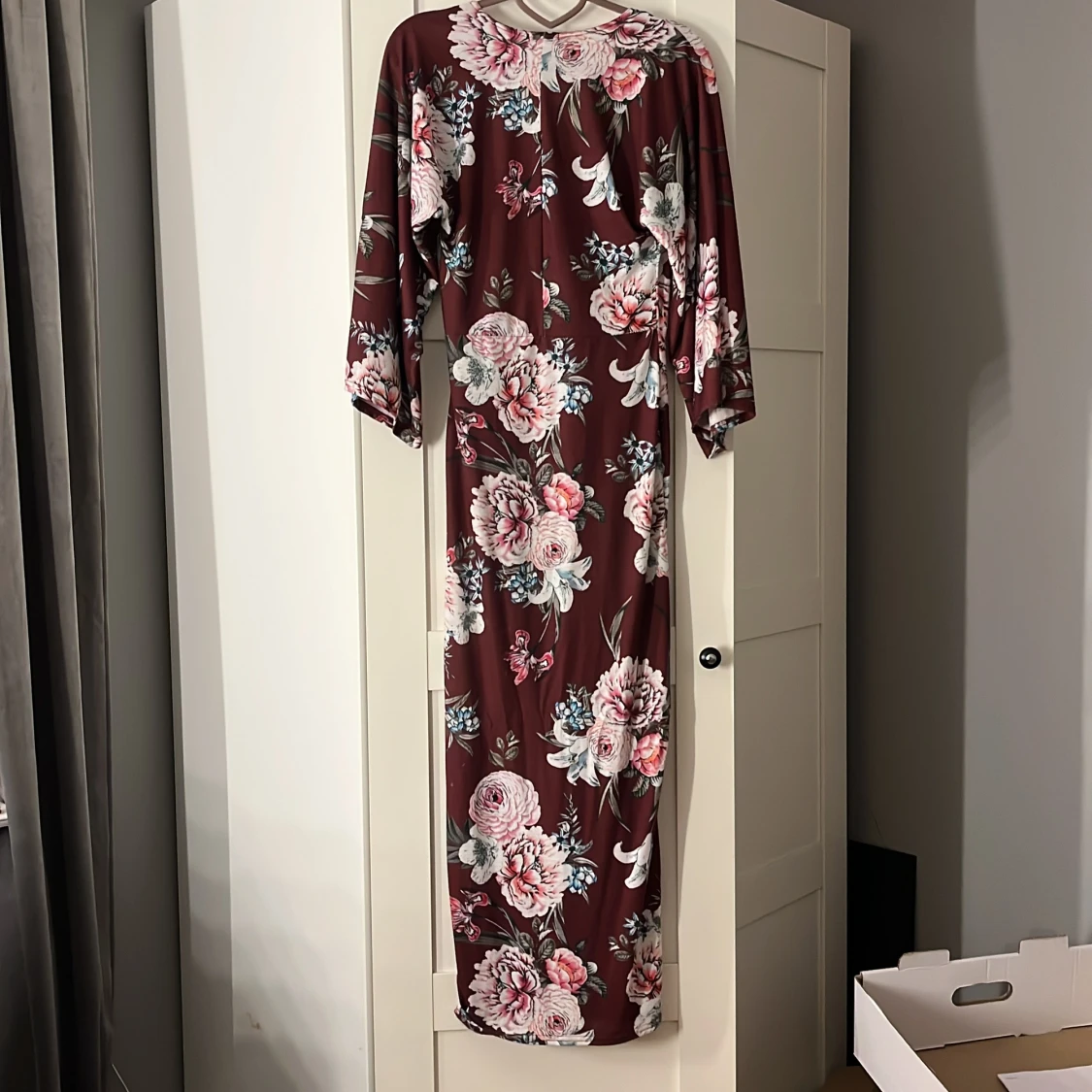 Blommig långklänning från NLY Trend - 90