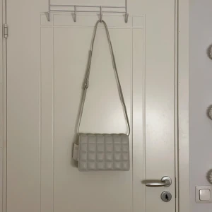 axelremsväska  - ny med prislapp ❣️