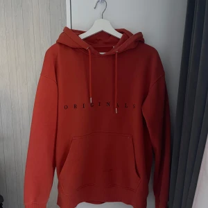 Jack and Jones Hoodie - Orange originals hoodie i storlek M i bra skick