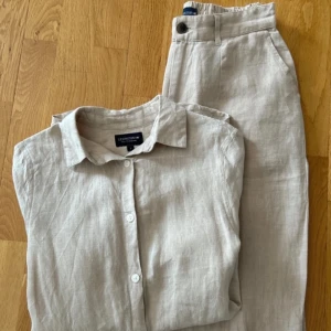 Lexington linne-set - Superfint, endast använt ett par gånger!