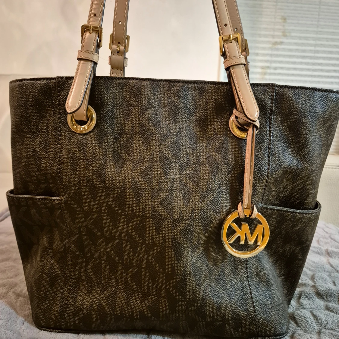 Michael micheal kors handbag  - 92