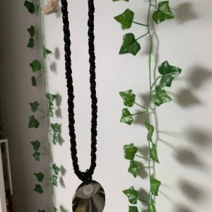 Spirituell halsband - Säljer ett fint halsband då den inte riktigt var min stil. 