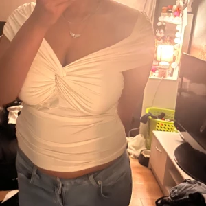 Topp - Oanvänd topp från hm 🥰