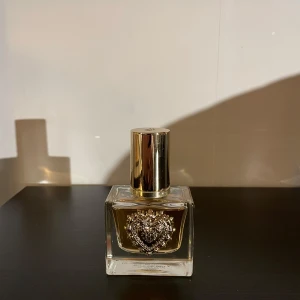 Dolce & Gabbana Devotion 30ml - Säljer en D&G Devotion parfym då den inte riktigt passar mig. Använt ca 3 sprut.