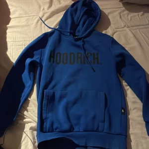 Blå hoodrich hoodie - Snygg tröja