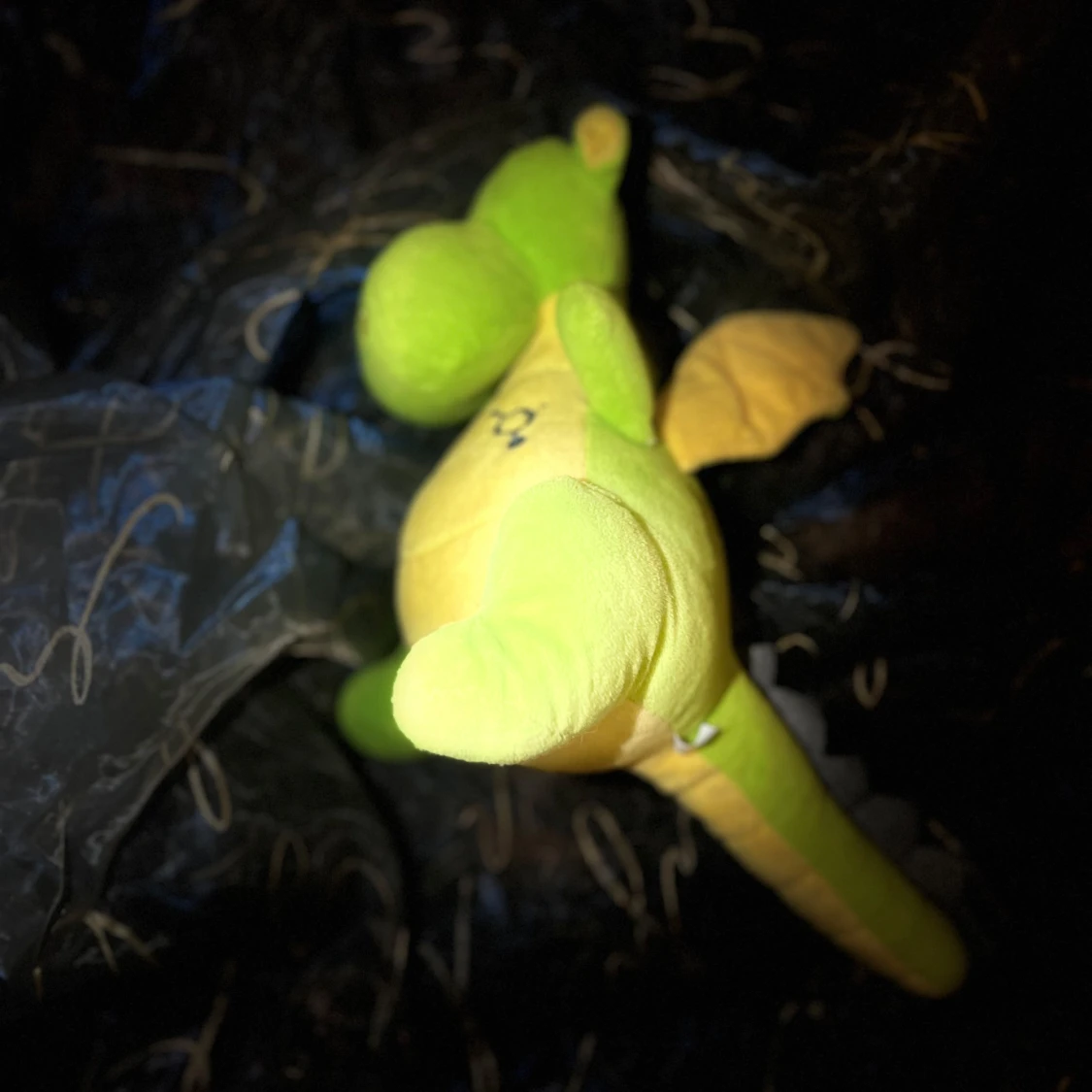 Gosedjur i form av en drake - 2