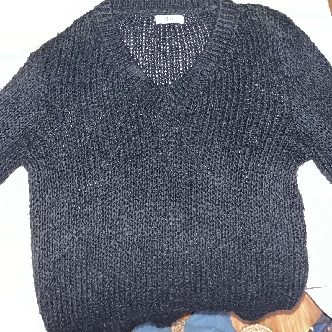 Svart stickad tröja från JDY