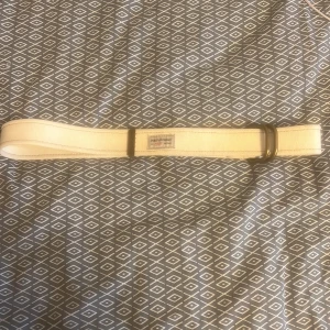 Skärp från peakperformance - Vitt skärp från peak performance