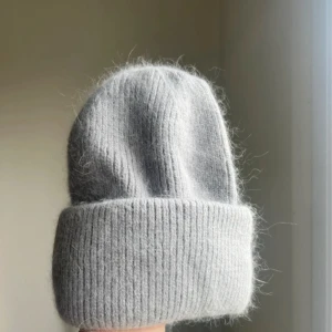 Mössa ull - Snygg oanvänd mössa från JULIDESIGN. Jättemysigt material och perfekt för hösten o vintern.🥰🥰