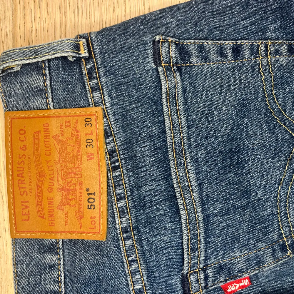 Used under 10 times and is like new.   W30/L30. Jeans & Byxor.