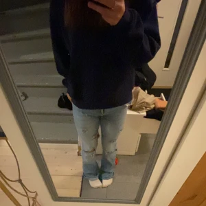 Jeans - Dom e från Only och är sköna och fina på❤️