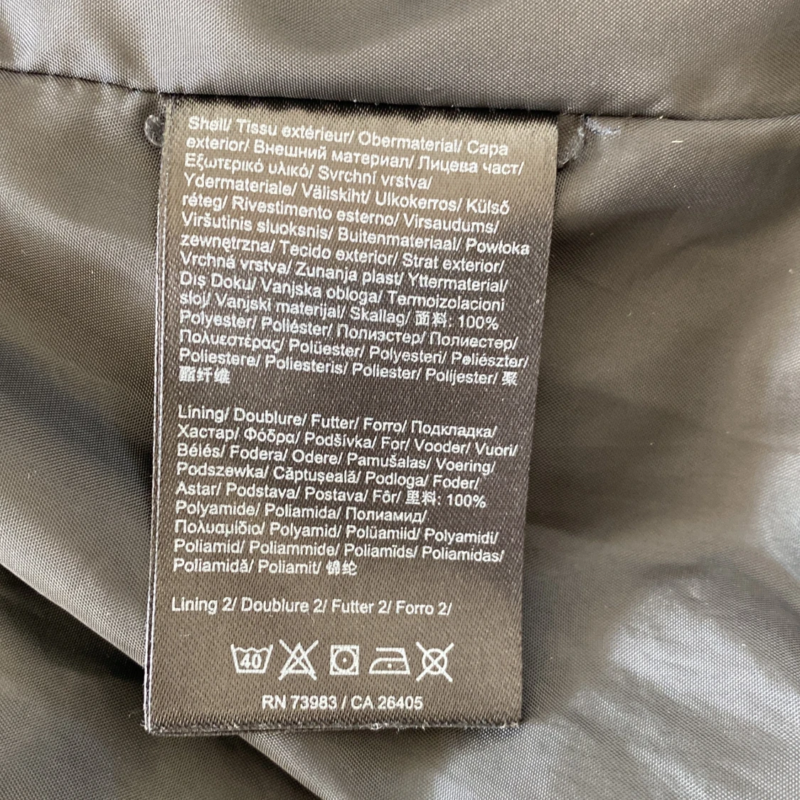 Marinblå dunjacka från Helly Hansen - 93