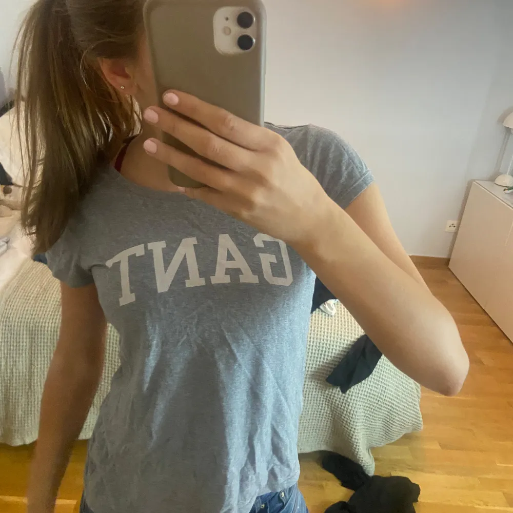 Säljer denna gant tröja då den inte kommer till användning! Skickar inom 1-2 dgr. T-shirts.