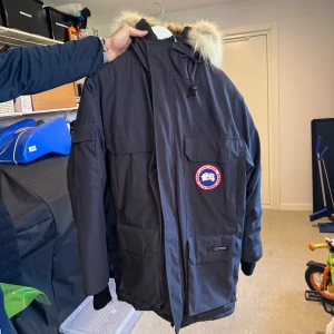 Canda Goose jacka  - Fint skick Sliten mudd Äkta 