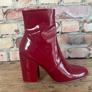 Steve Madden ❤️ - Red booties from Steve Madden ❤️ Never used Size 39