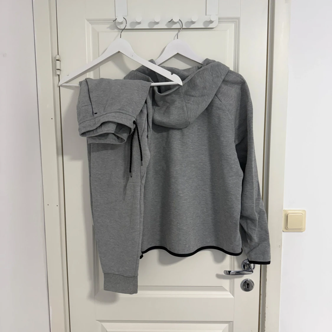 Nike Tech Tracksuit Grå - 1