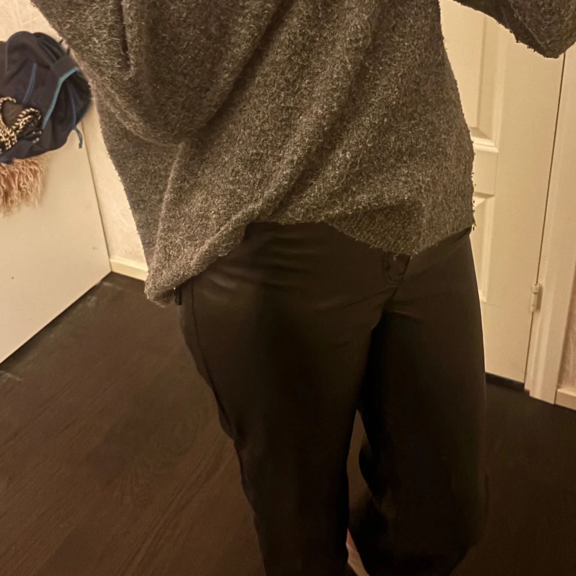 Svarta skinnbyxor - 1