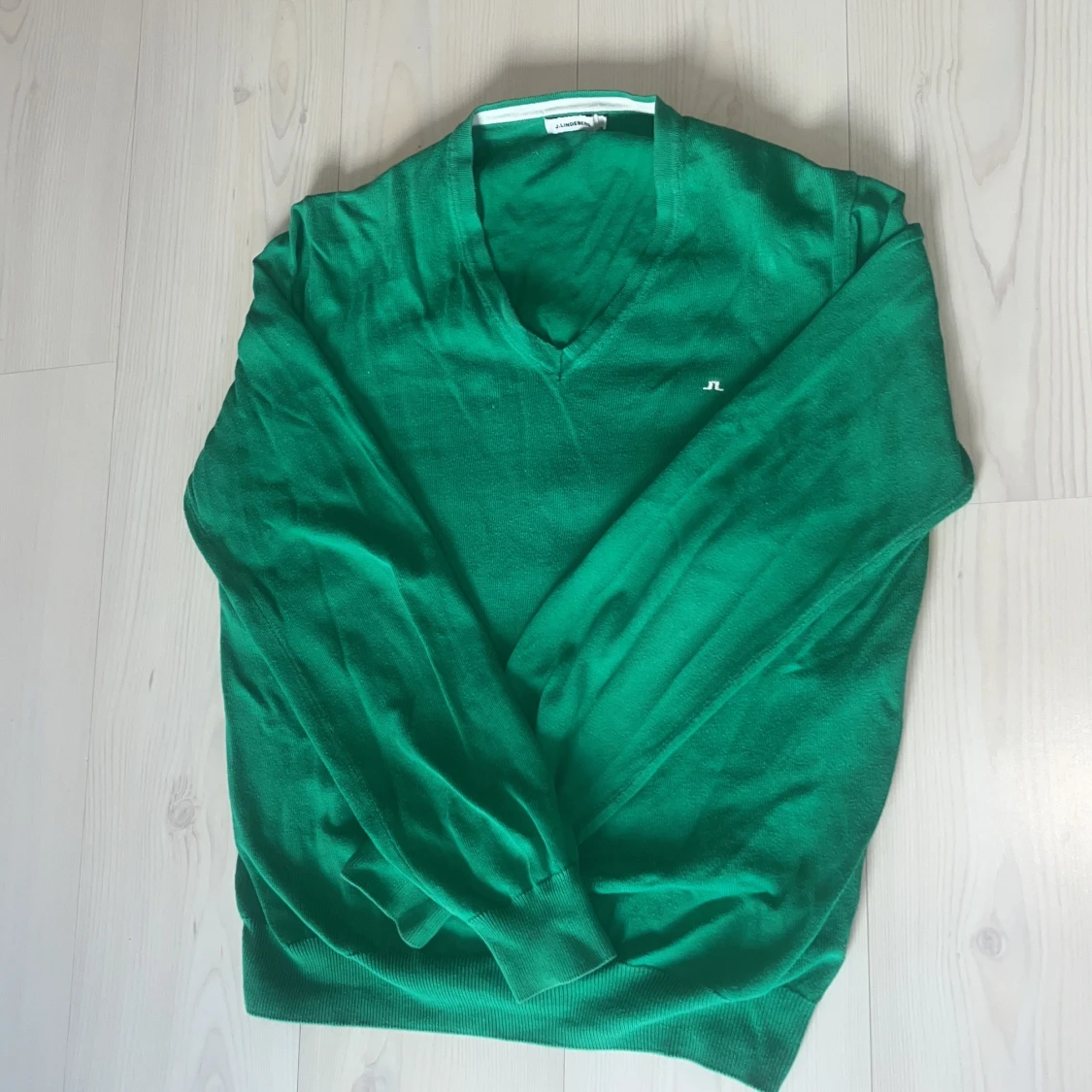 Grön tröja från J.Lindeberg - 1